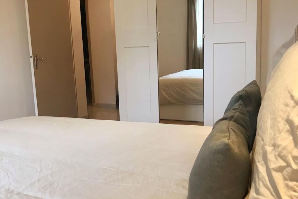 Appartement A 2 Pas Du Mont St-Michel Понторсон Екстериор снимка